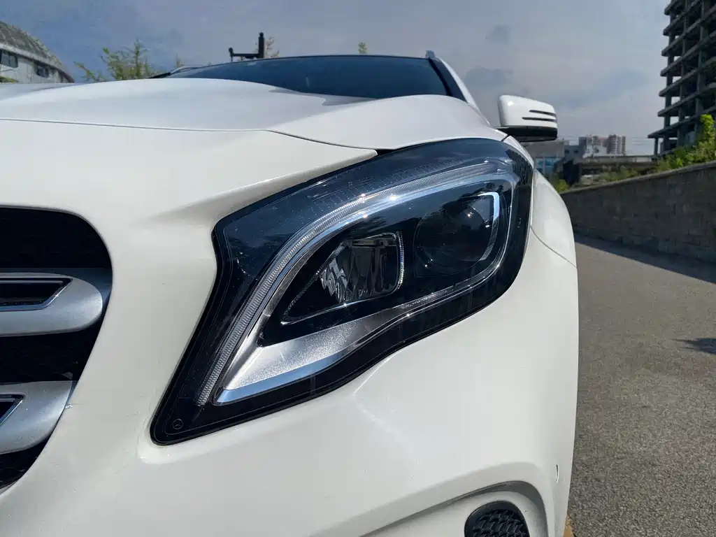Mercedes-Benz GLA — фото 15
