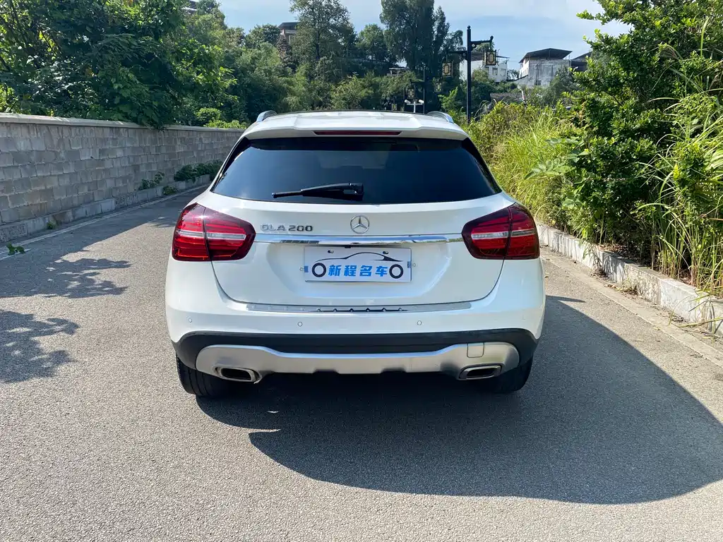 Mercedes-Benz GLA — фото 5