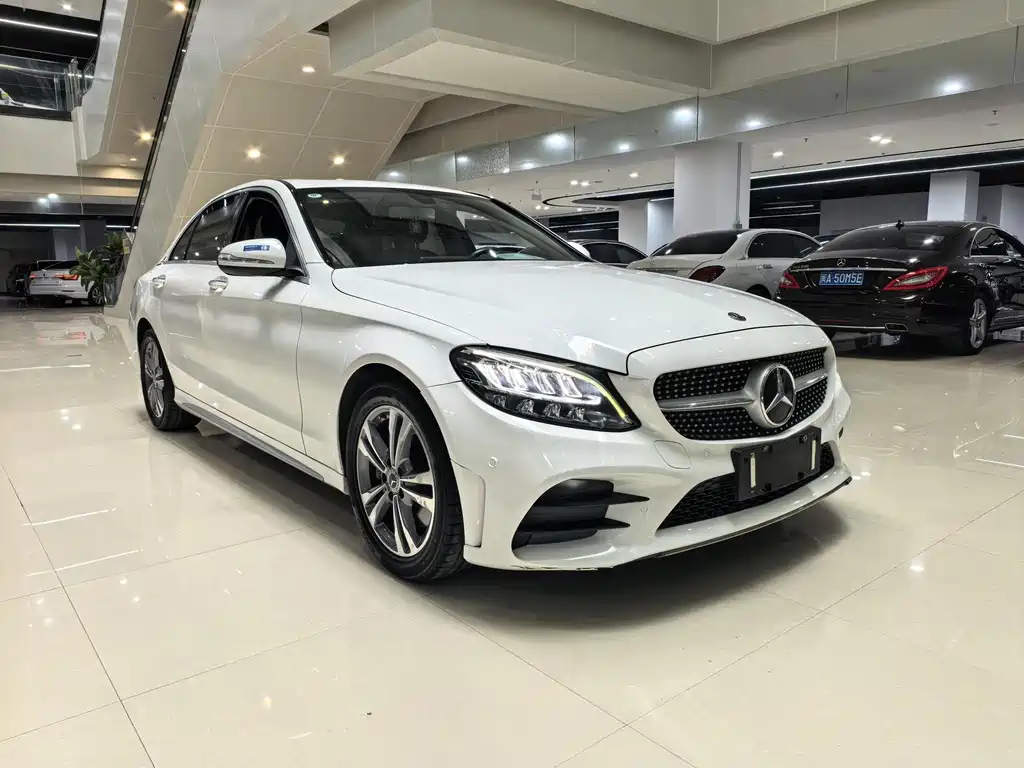 Mercedes-Benz C-Class — фото 3