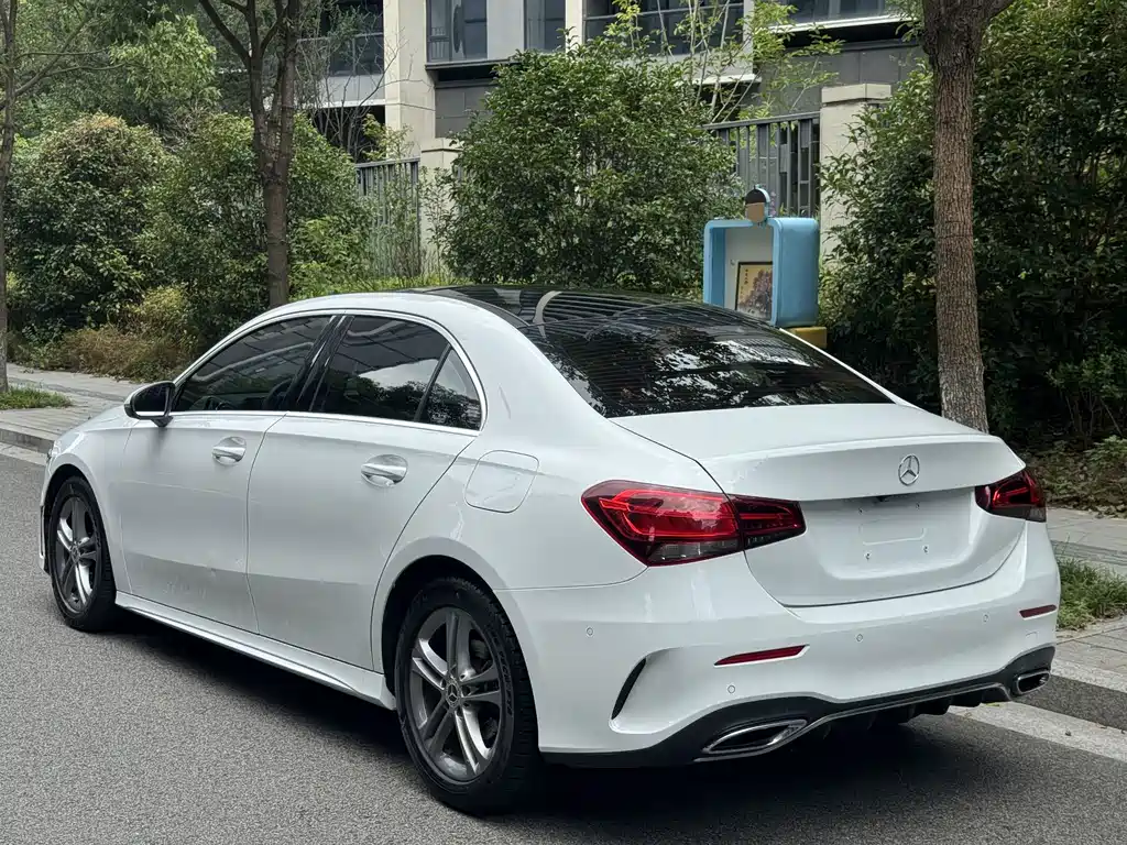 Mercedes-Benz A-Class — фото 8