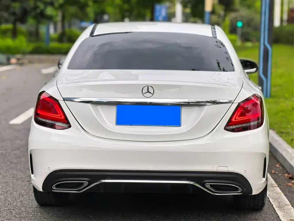 Mercedes-Benz C-Class — фото 13