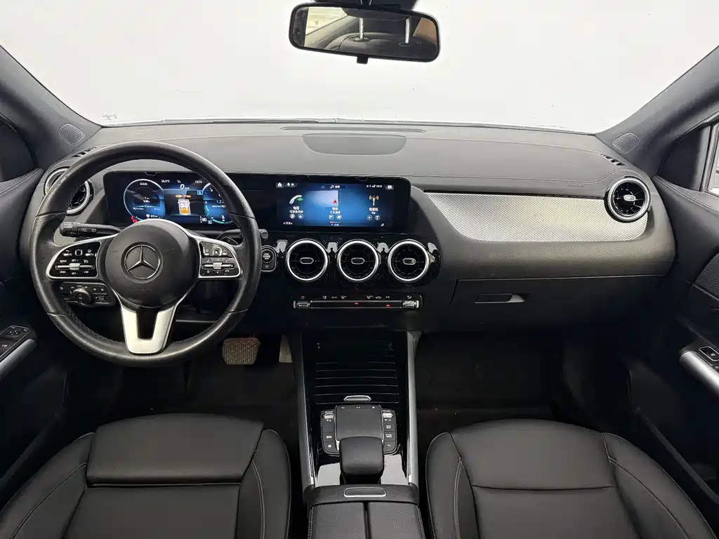 Mercedes-Benz GLA — фото 5