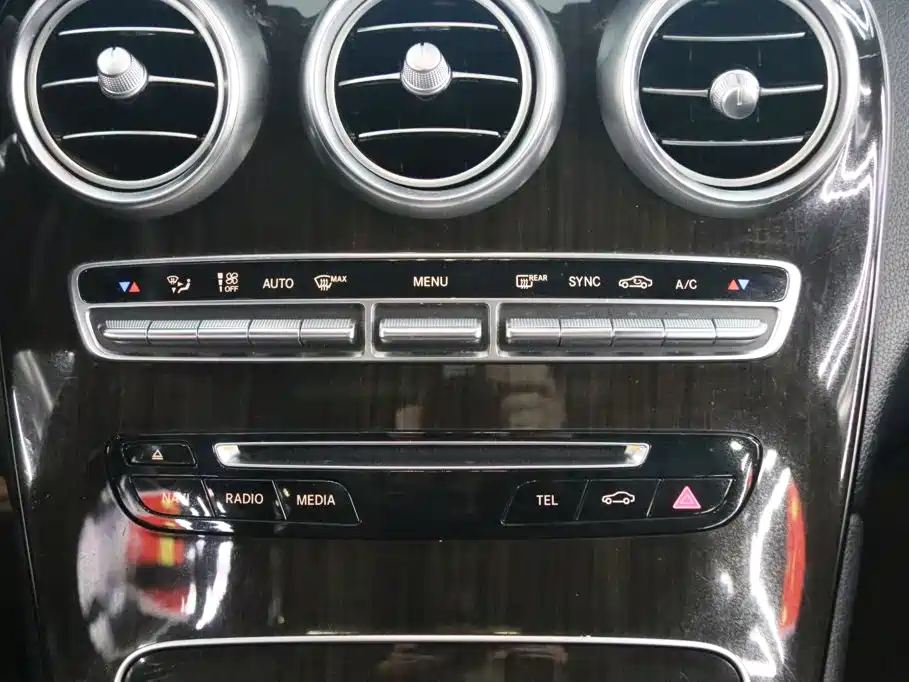 Mercedes-Benz GLC — фото 9