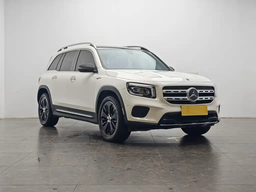 Mercedes-Benz GLB — фото 2