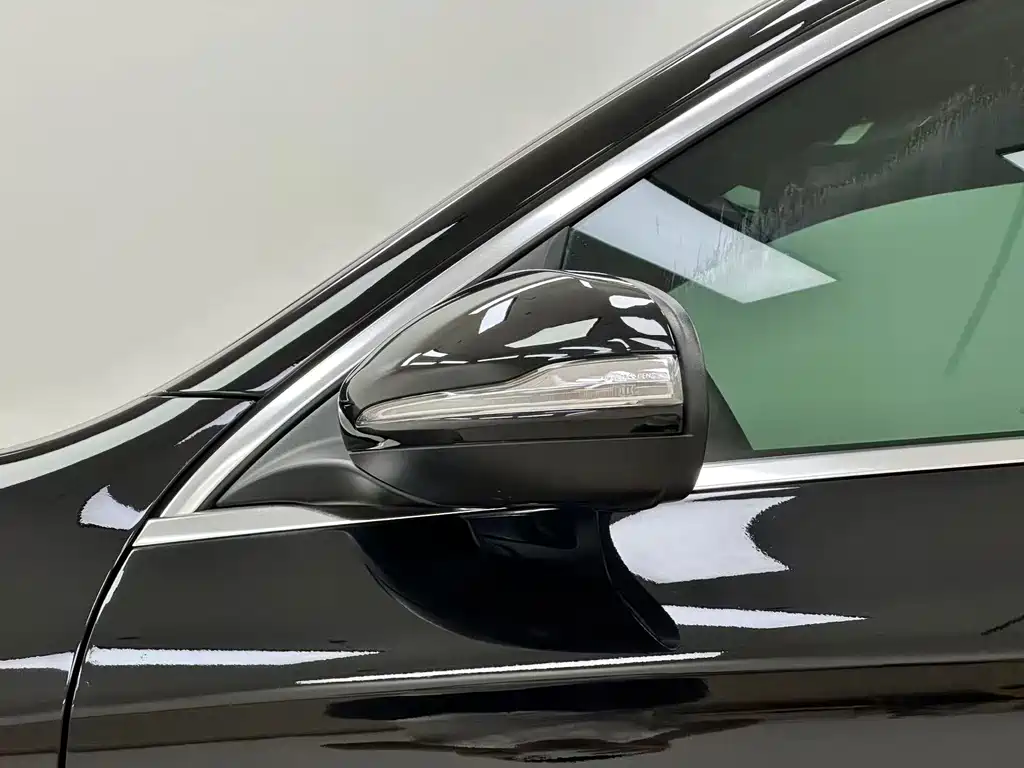 Mercedes-Benz GLC — фото 14