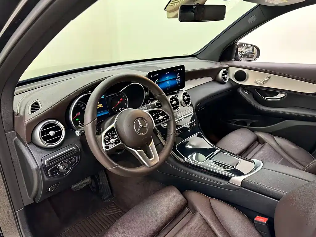 Mercedes-Benz GLC — фото 17