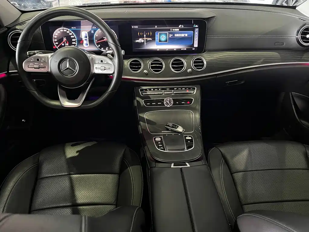Mercedes-Benz E-Class — фото 10