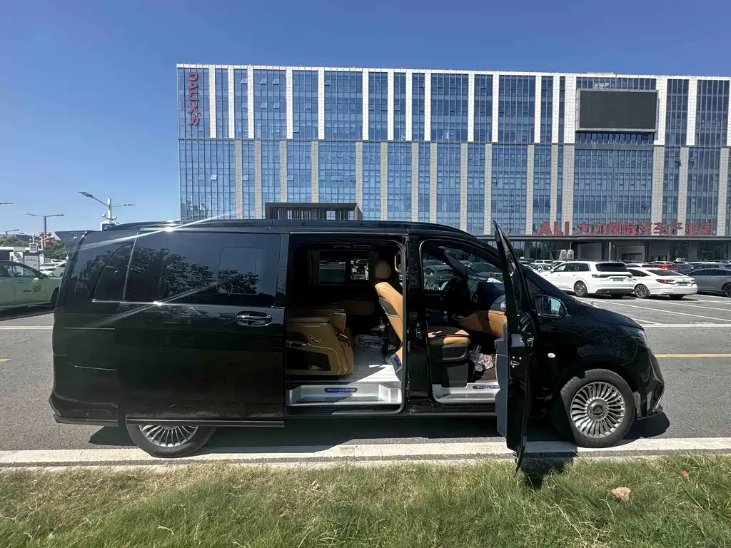 Mercedes-Benz Vito — фото 7