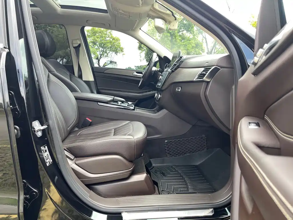 Mercedes-Benz GLE (Import) — фото 14