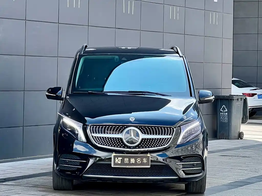 Mercedes-Benz V-Class — фото 2