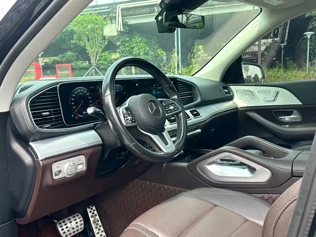 Mercedes-Benz GLE (Import) — фото 11