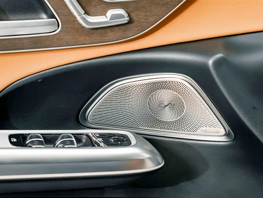 Mercedes-Benz E-Class — фото 17