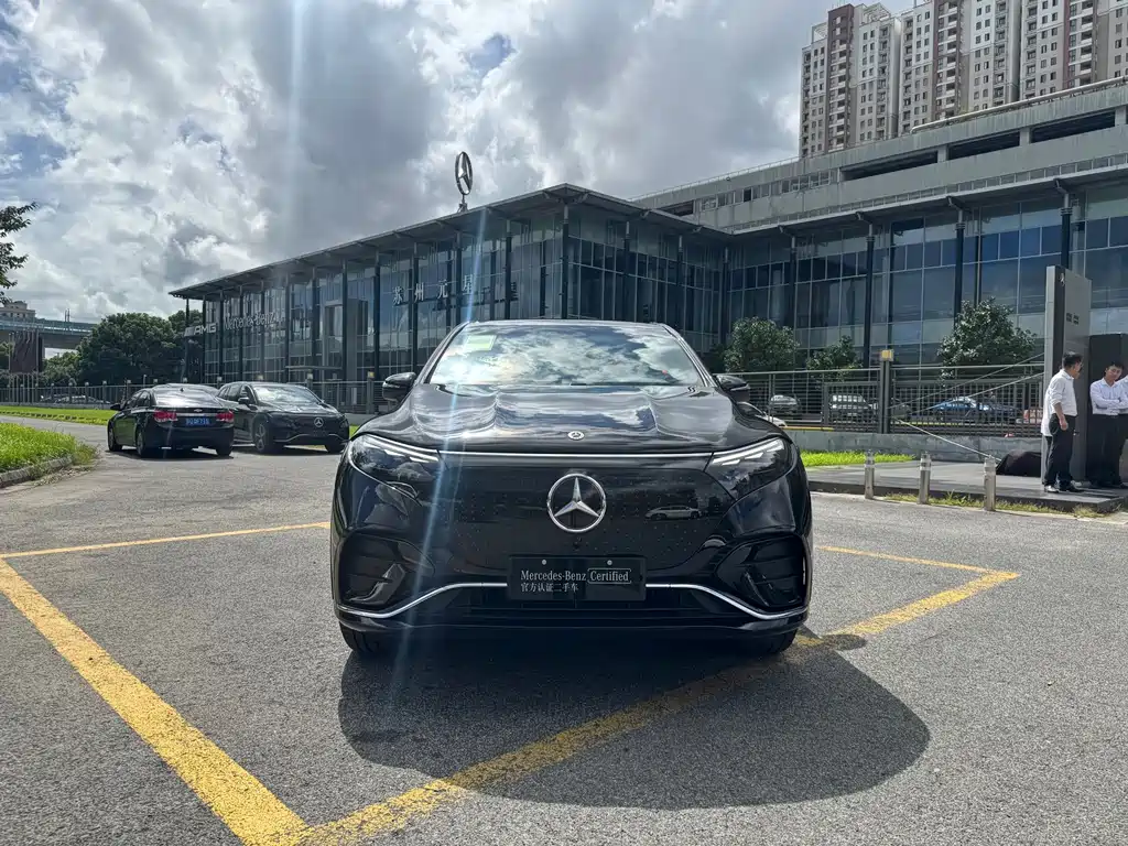 Mercedes-Benz EQS SUV — фото 2