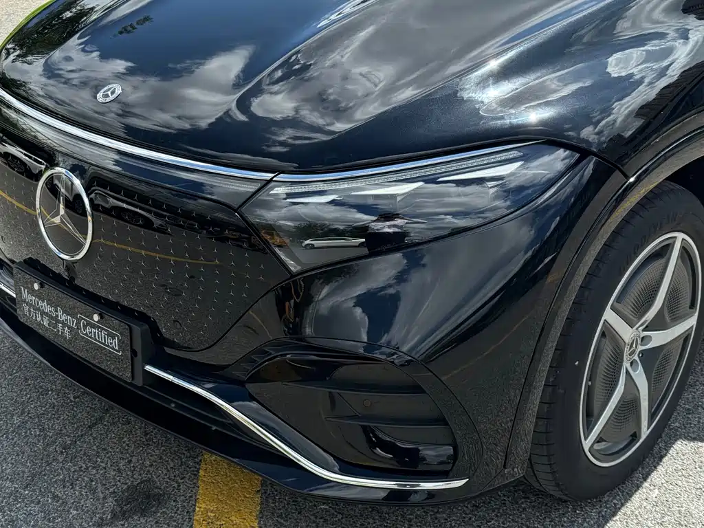 Mercedes-Benz EQS SUV — фото 7