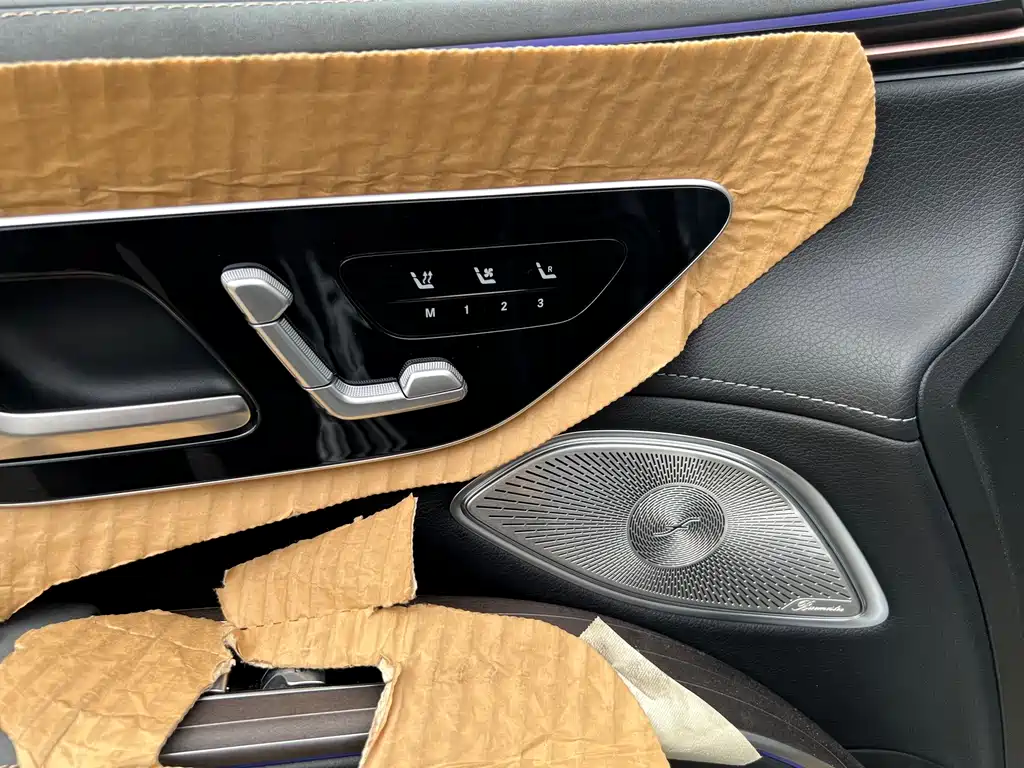 Mercedes-Benz EQS SUV — фото 8