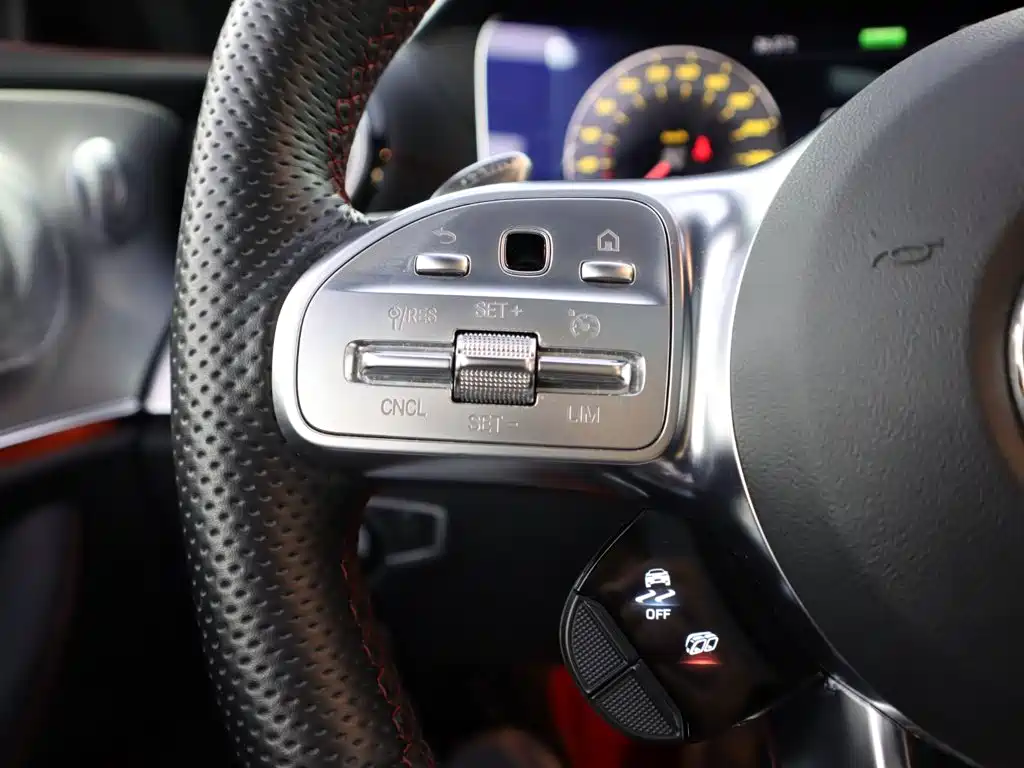 Mercedes-Benz E-Class AMG — фото 19