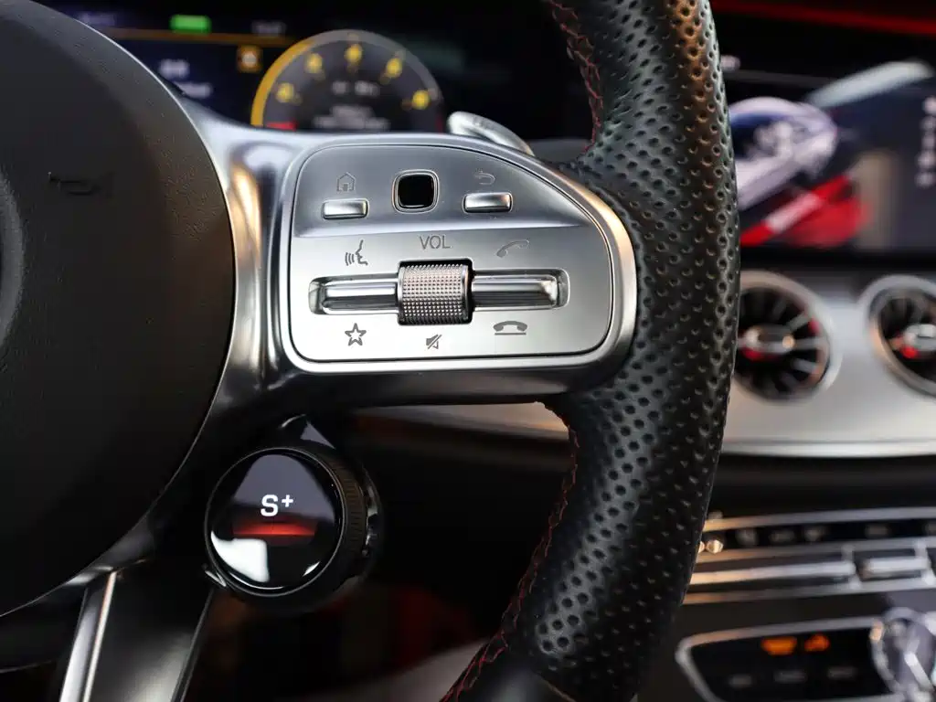 Mercedes-Benz E-Class AMG — фото 20