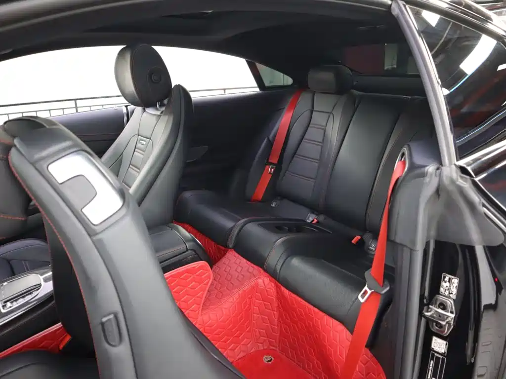Mercedes-Benz E-Class AMG — фото 25