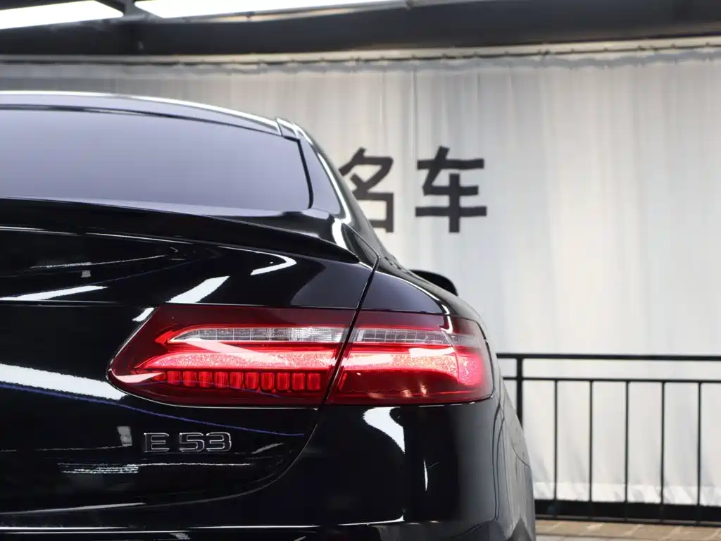 Mercedes-Benz E-Class AMG — фото 29