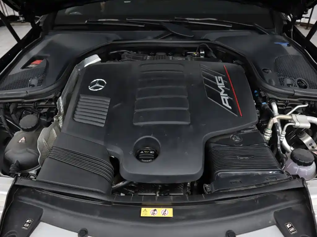 Mercedes-Benz E-Class AMG — фото 30