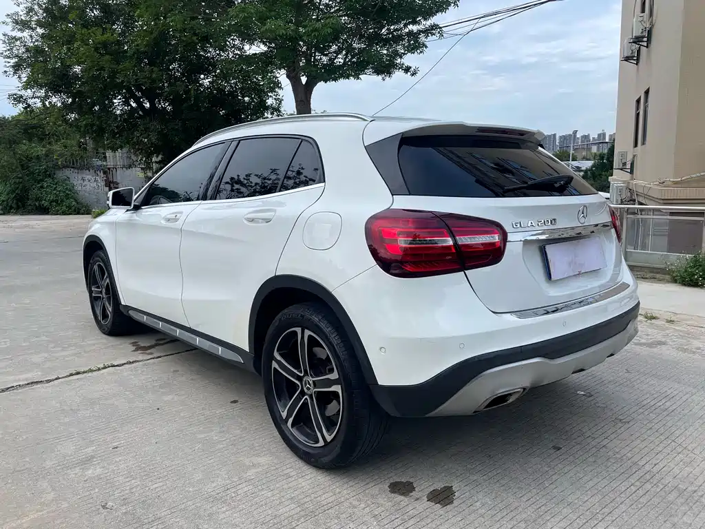 Mercedes-Benz GLA — фото 3