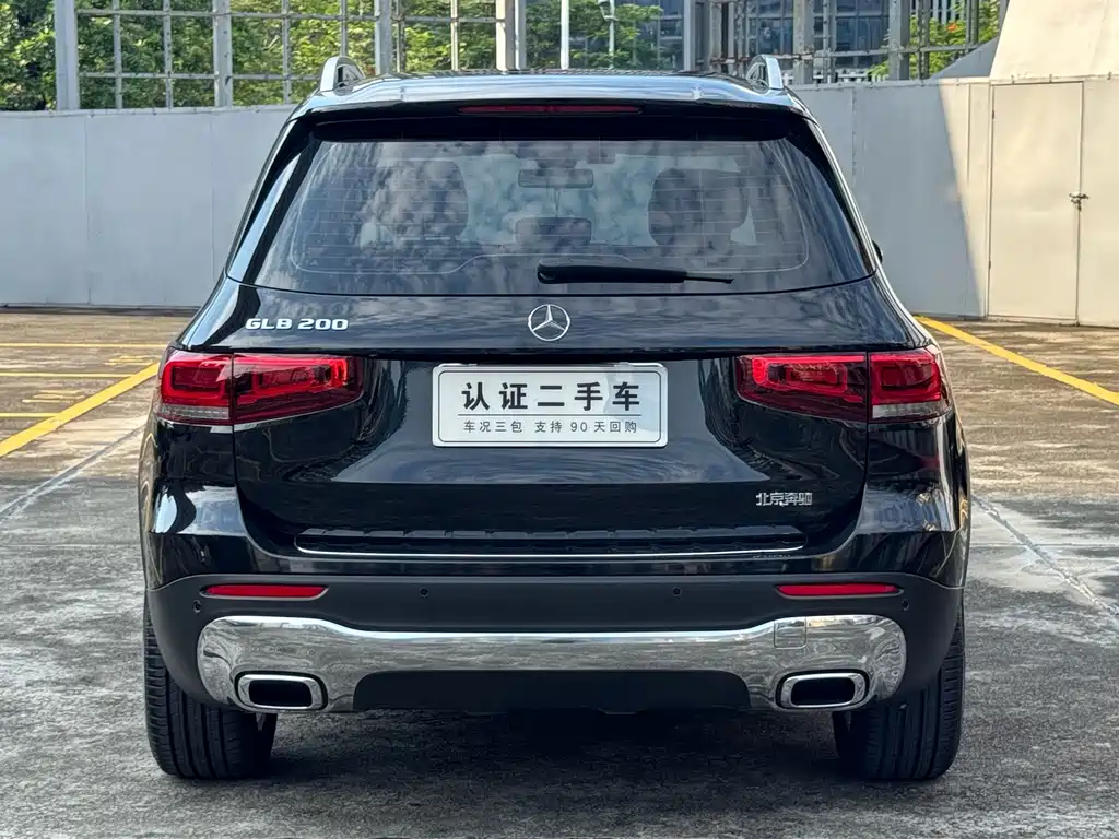 Mercedes-Benz GLB — фото 10