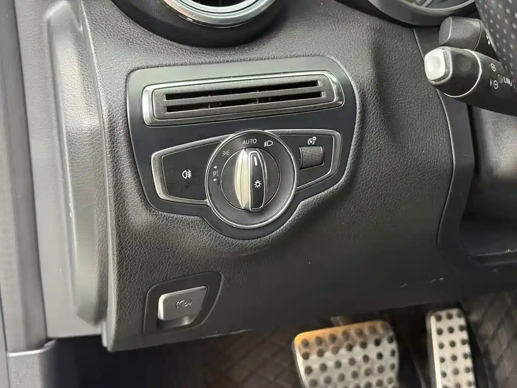 Mercedes-Benz C-Class (Import) — фото 17