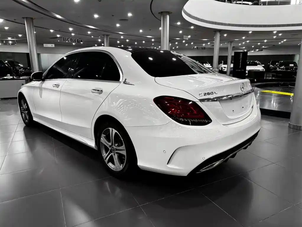 Mercedes-Benz C-Class — фото 3