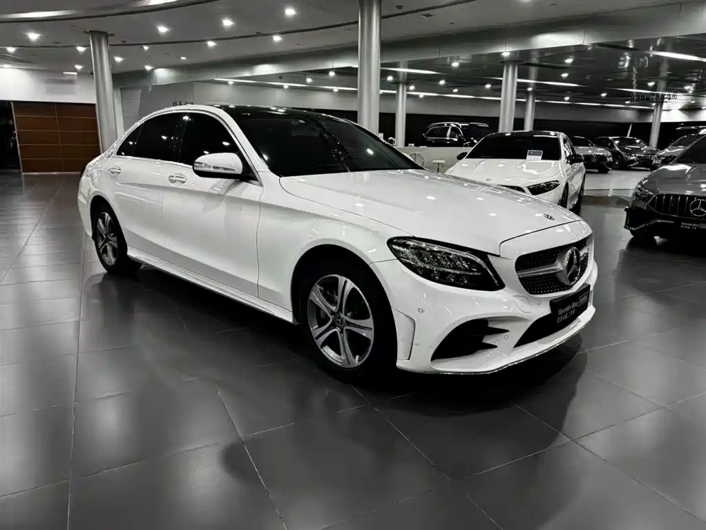 Mercedes-Benz C-Class — фото 7