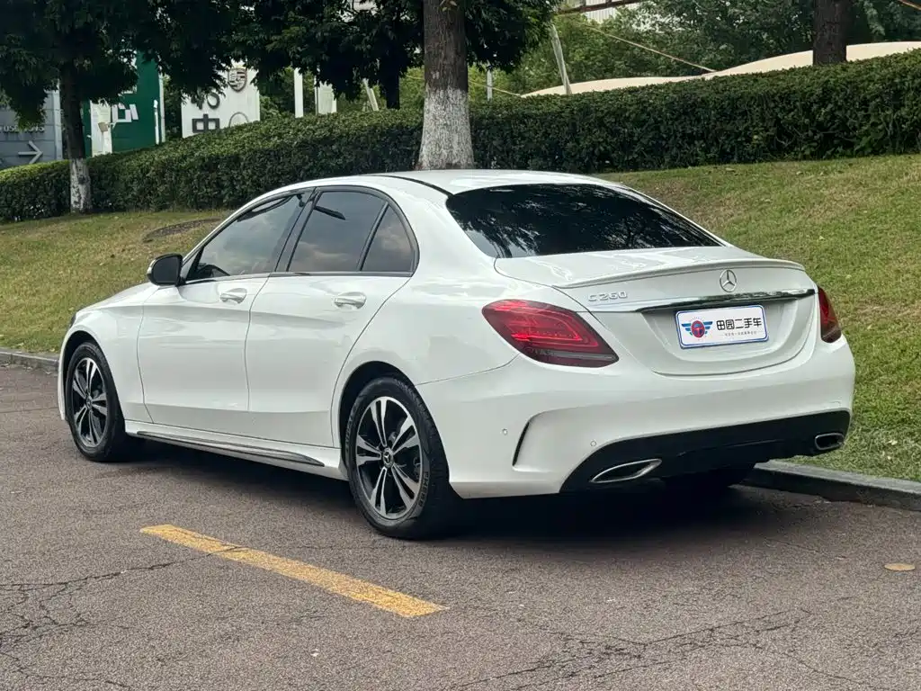 Mercedes-Benz C-Class — фото 4