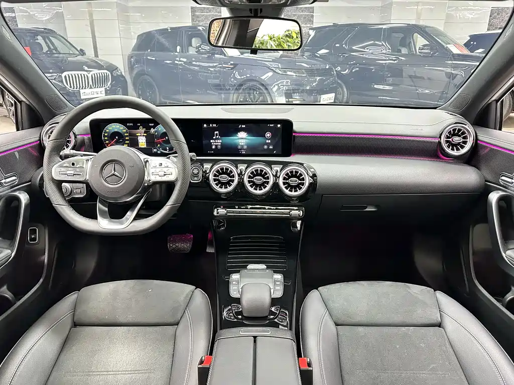 Mercedes-Benz A-Class — фото 13