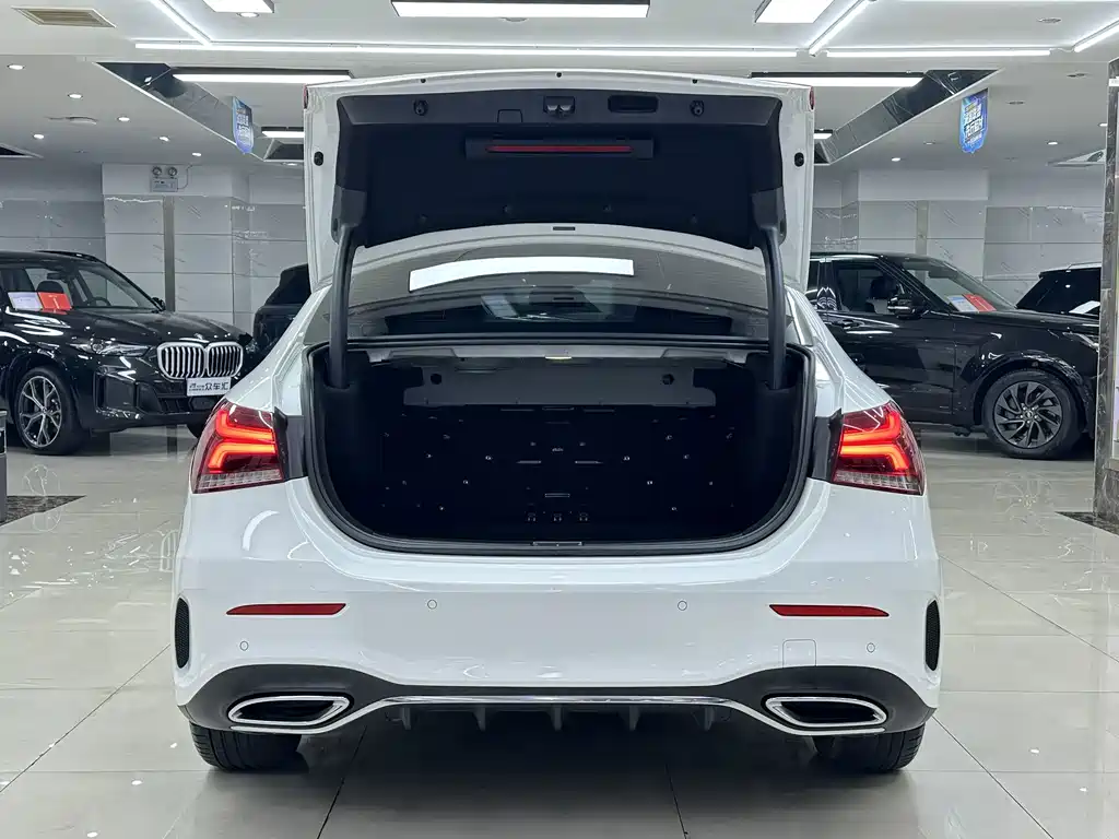 Mercedes-Benz A-Class — фото 7