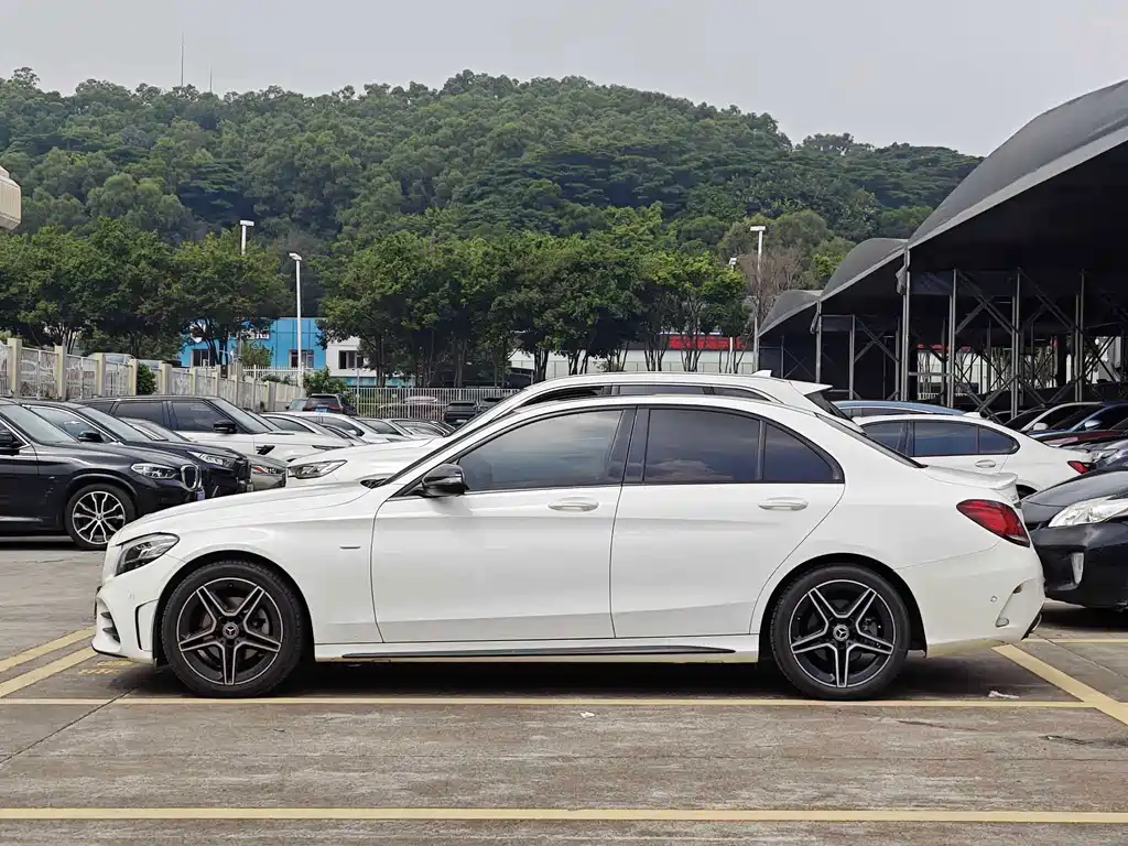 Mercedes-Benz C-Class — фото 4