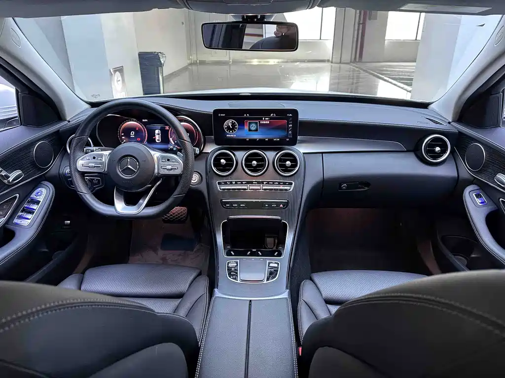 Mercedes-Benz C-Class — фото 19