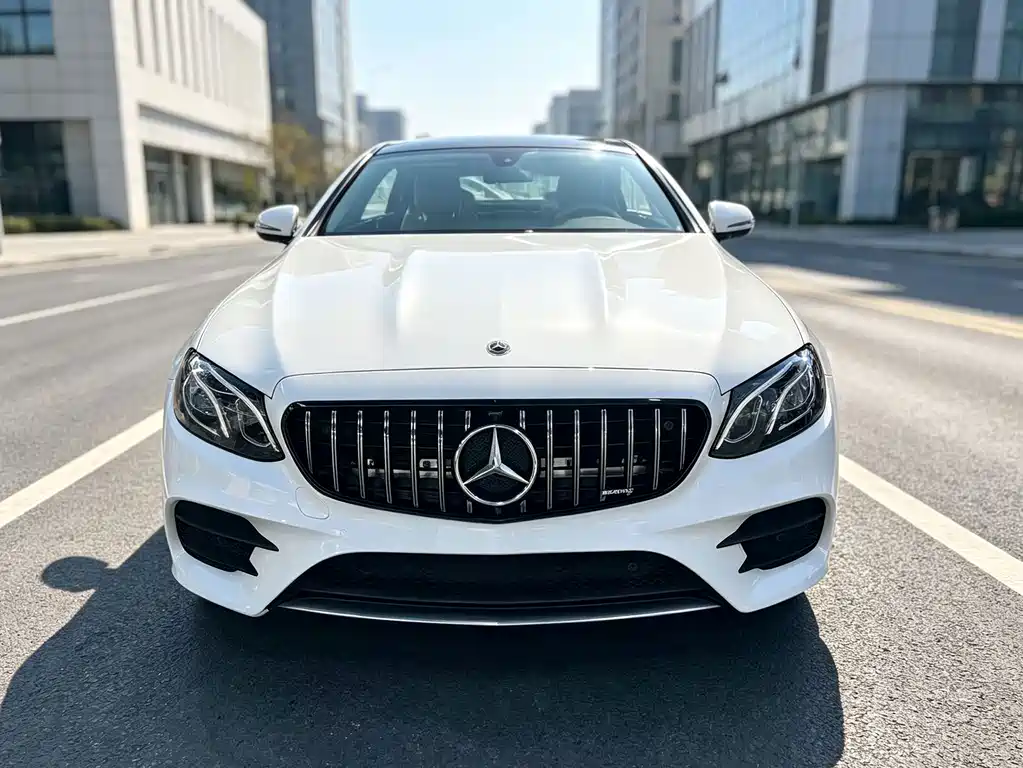 Mercedes-Benz E-Class (Import) — фото 2