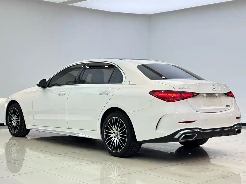 Mercedes-Benz C-Class — фото 20