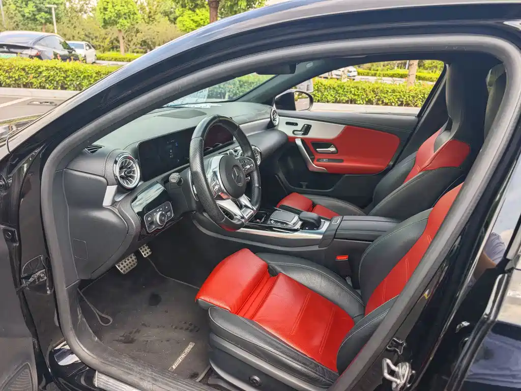 Mercedes-Benz A-Class AMG (Import) — фото 4
