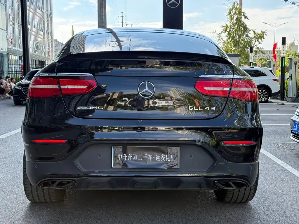 Mercedes-Benz GLC Coupe AMG — фото 6