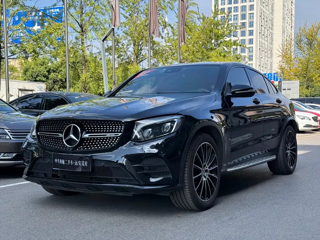 Mercedes-Benz GLC Coupe AMG — фото 9