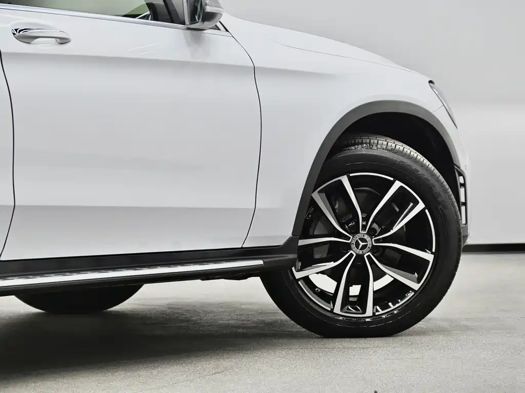 Mercedes-Benz GLC — фото 29
