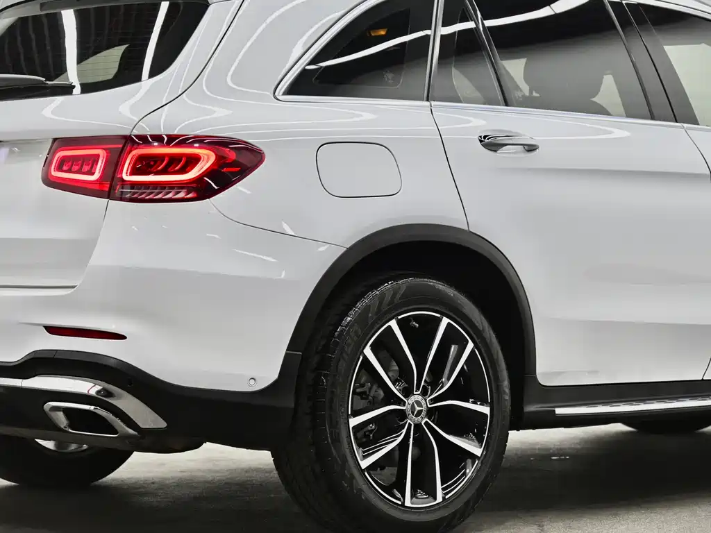 Mercedes-Benz GLC — фото 31