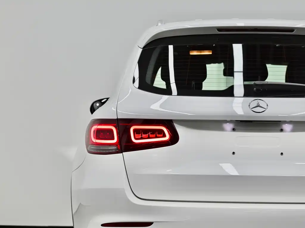 Mercedes-Benz GLC — фото 33