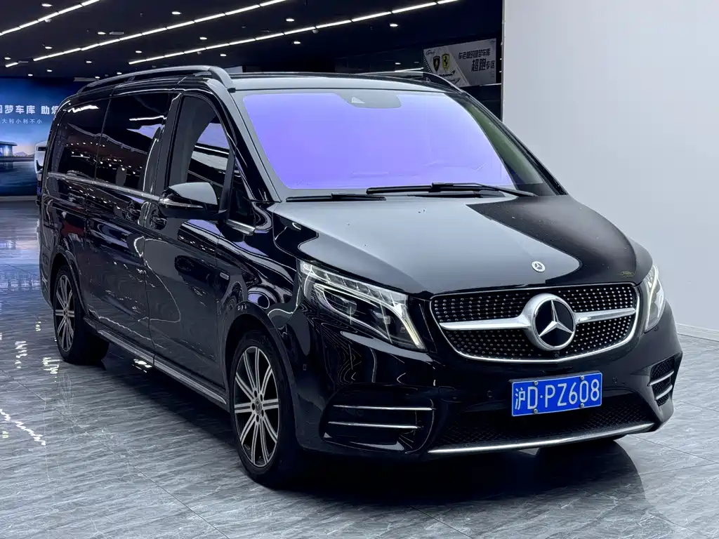 Mercedes-Benz V-Class — фото 2