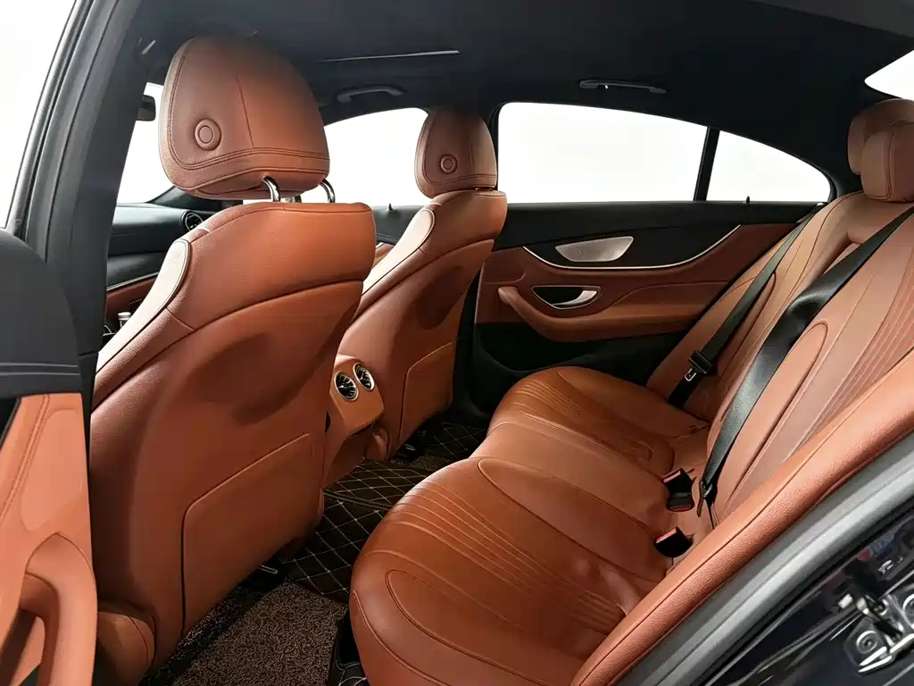Mercedes-Benz CLS — фото 3