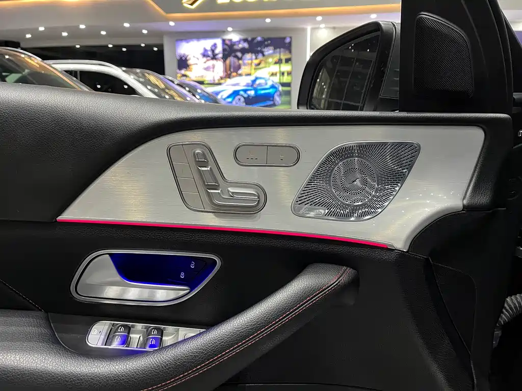 Mercedes-Benz GLE AMG — фото 9