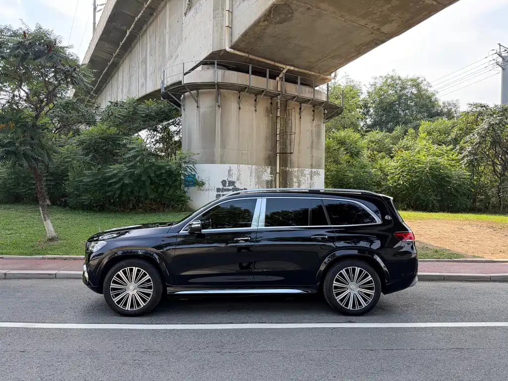 Mercedes-Benz GLS — фото 3