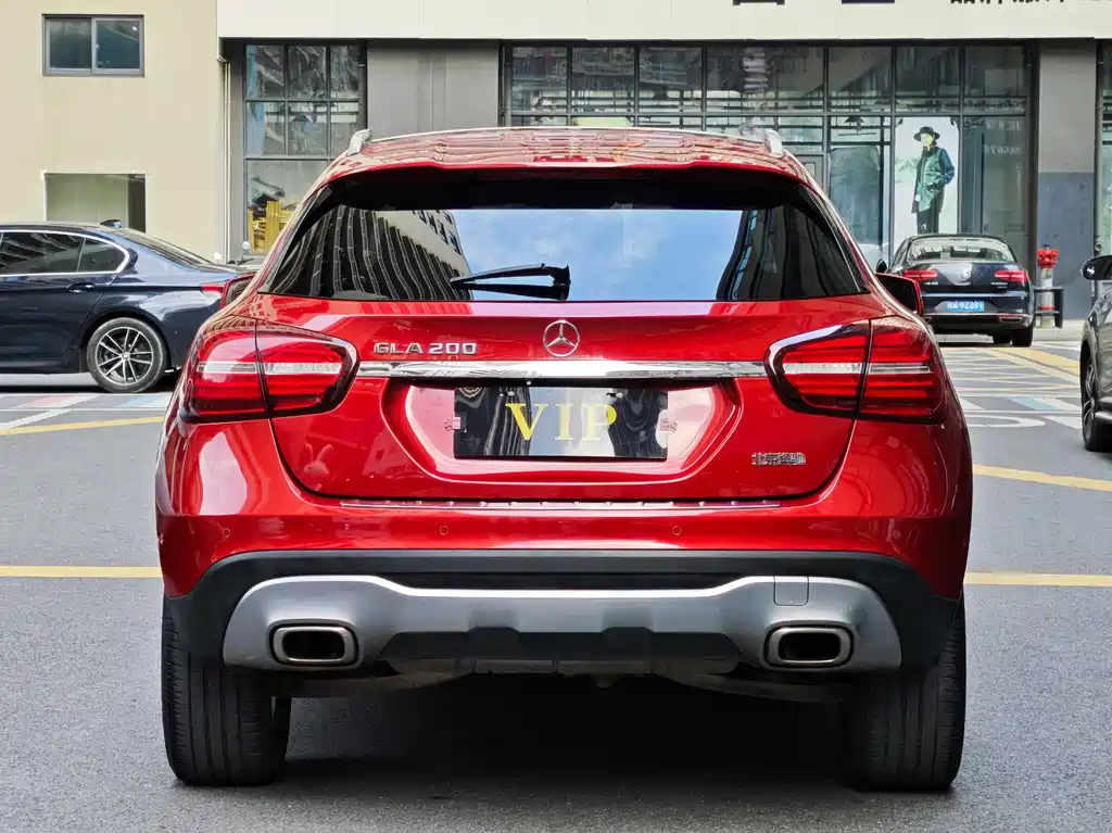 Mercedes-Benz GLA — фото 8