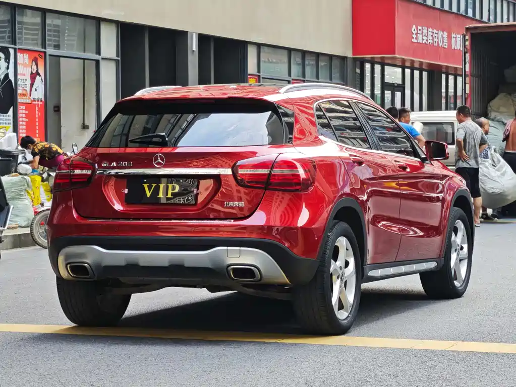 Mercedes-Benz GLA — фото 9