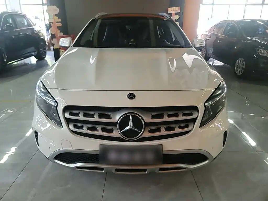 Mercedes-Benz GLA — фото 3
