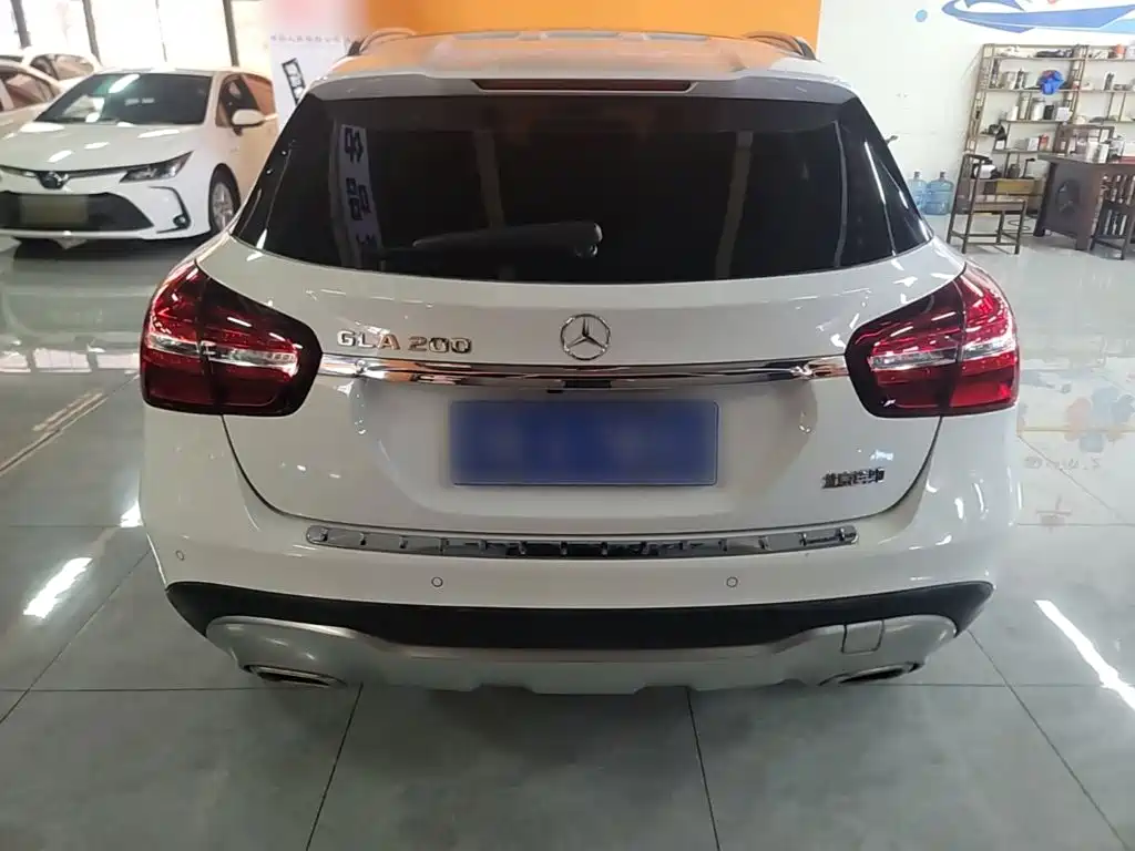Mercedes-Benz GLA — фото 6